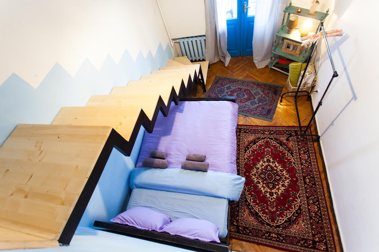 Namaste Hostel Tbilisi Exteriör bild